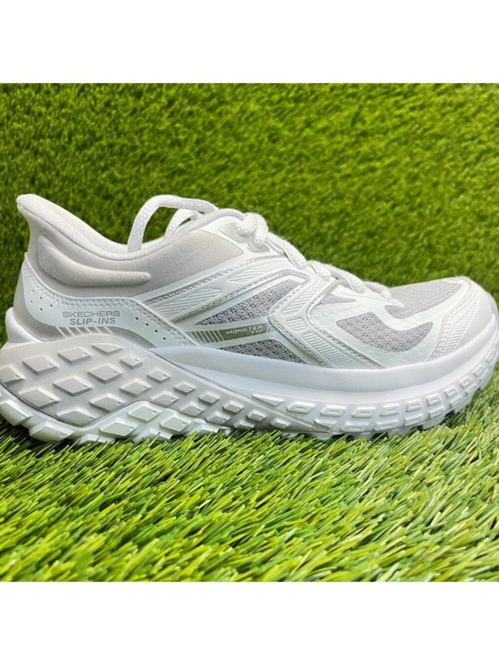 Skechers Monster Evo Womens Size 6 Light Gray Athletic Running Shoes Sneakers